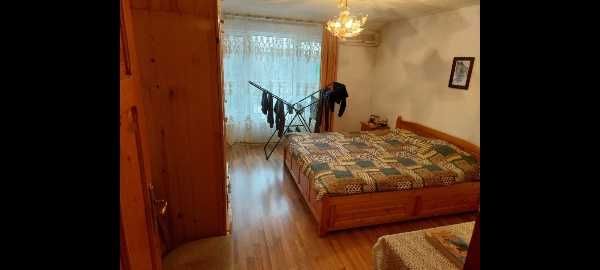 Продава се Тристаен апартамент в Пловдив, Въстанически - 101 кв.м за 1139 €/кв.м - Снимка #2