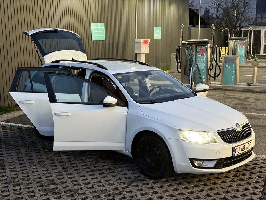 Skoda Octavia 3 Combi / Euro 6 / DSG NOU / Style / Carplay