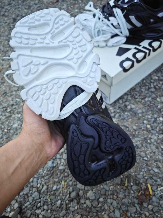 Adidas XLG Runner Deluxe White Black.marimi de la 36 la 44