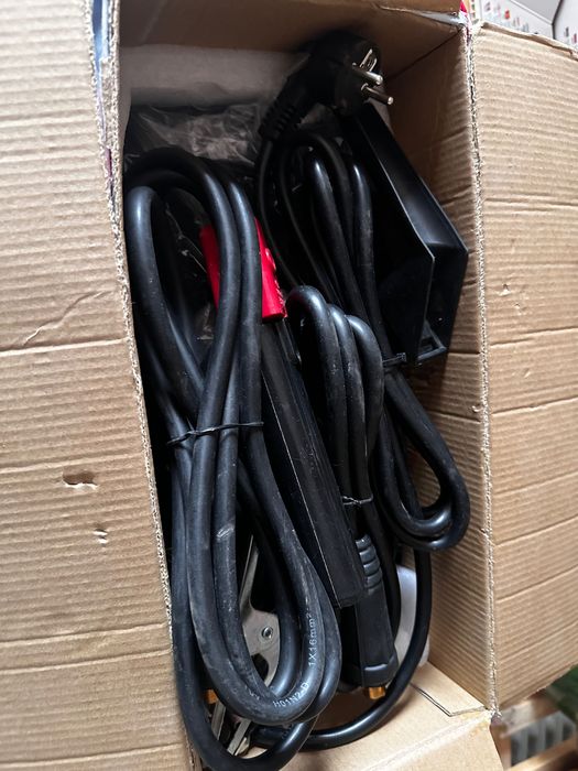 Инверторный сварочный аппарат P.I.T PMI300-D