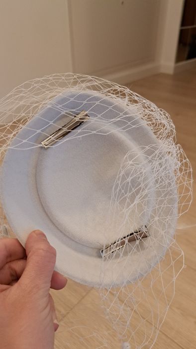 Accesoriu par mireasă