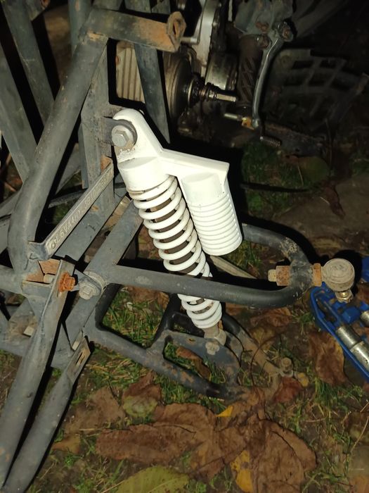 Jucării ,,lumini,sau instalații