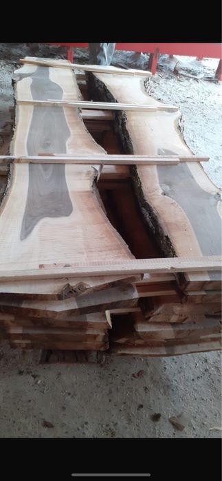 Cherestea lemn de nuc