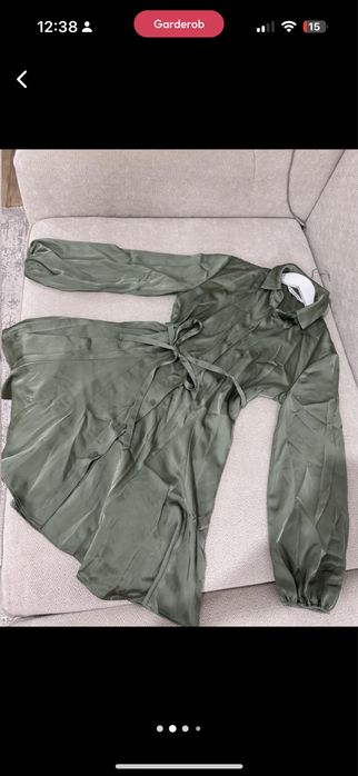 Атлатное платье Stradivarius