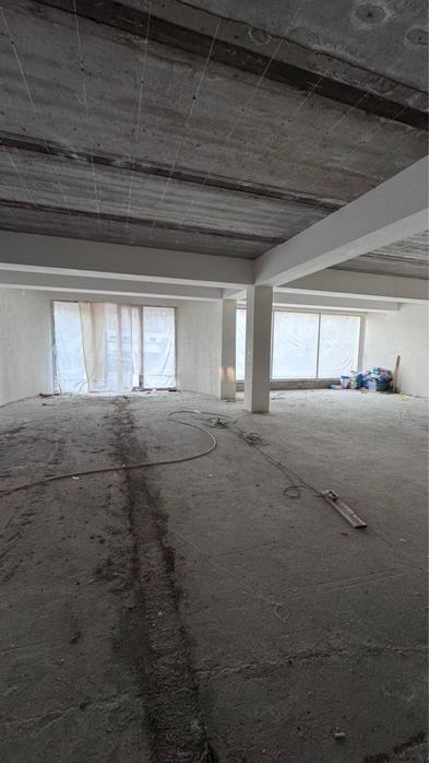 Продается коммерческая недвижимость на Лабзаке (круг Абая).