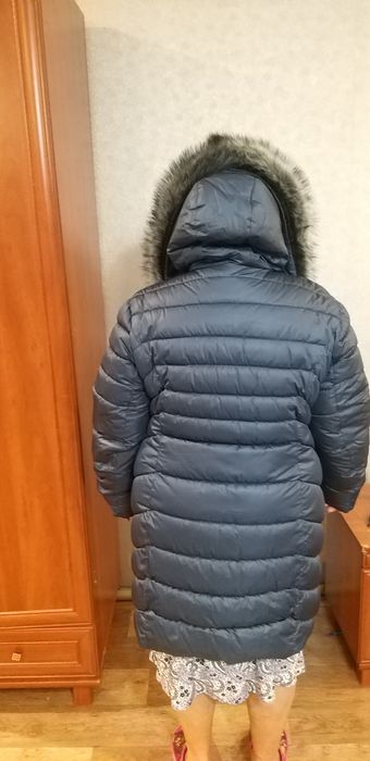 Продам зимнюю куртку