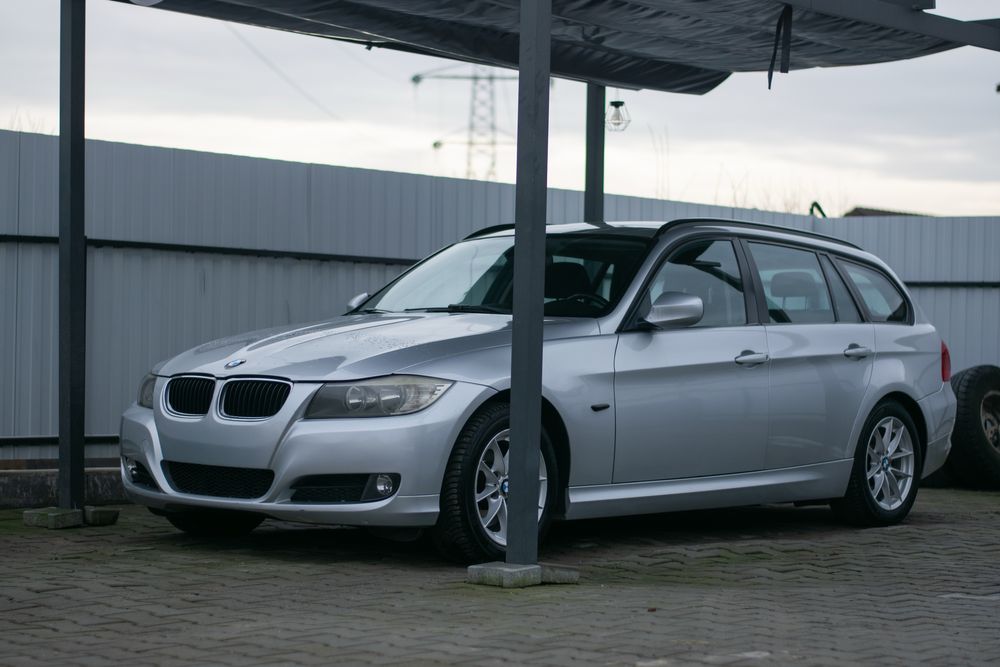 BMW seria 3 - 320D E91 an-2010(facelift)