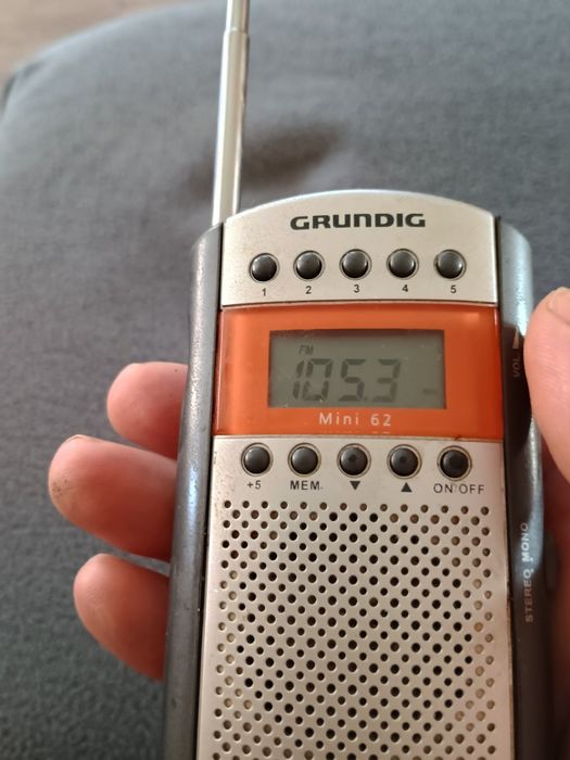 Radio FM Grundig Mini 62