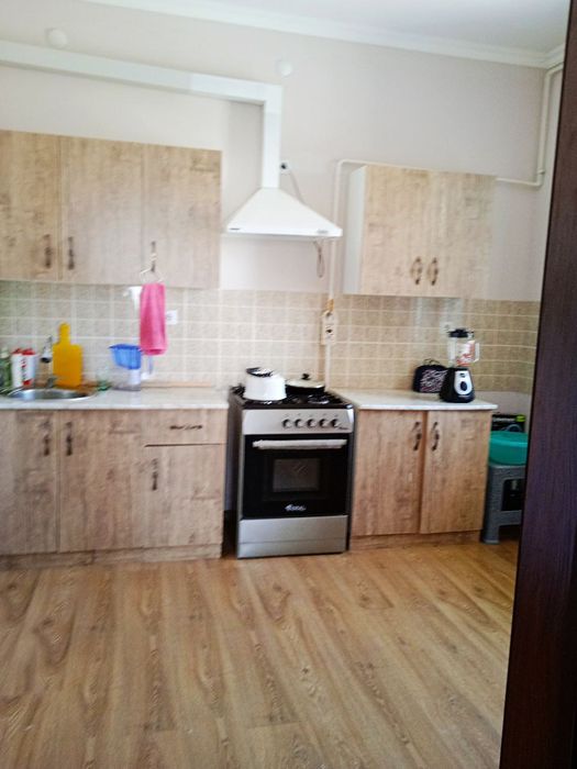 Срочно 3 хонали квартира сотилади!!!