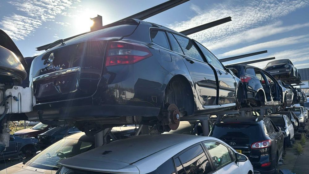 Bara Spate Renault Laguna 3 Din 2009