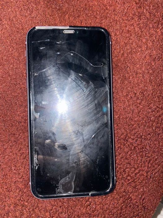 Iphone 11 сатылады