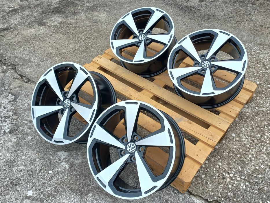 18  Vw Škoda 5x112 Golf GTI GTD Passat Tiguan Octavia Superb 8.0j et40