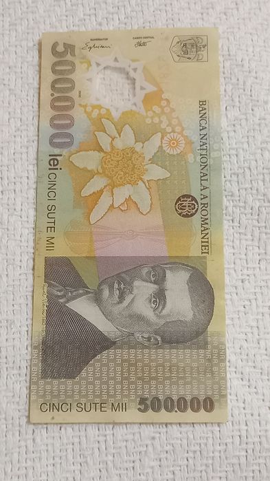 Vand 2 bancnote 500.000 lei an 2000 ieșite din circulatie,stare frumoa