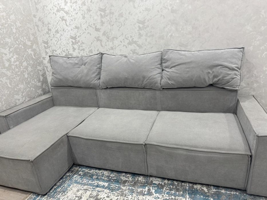Срочно продам диван!