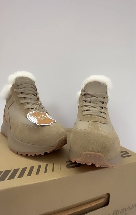 зимние кроссовки