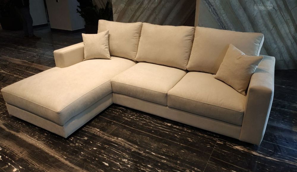 Качественная ресторация мягкой мебели любой сложности