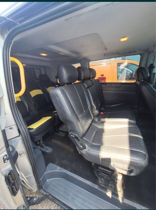 Sideniye sotiladi Vito va boshqa lyuboy mikroavtobusga tushadi