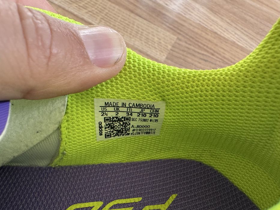 Adidasi adidas f50 mov de copii nr 34 ca și noi folosiți maxim de 3 ori  Copilul  s a lăsat de fotbal  Crampoanele sunt impecabile  149 Ron