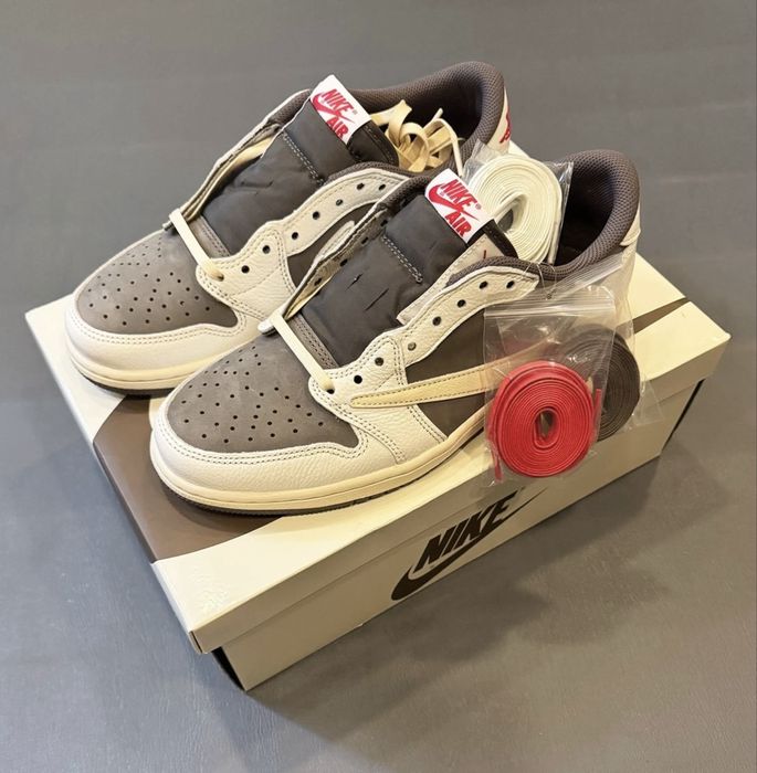 Nike Air Jordan 1 Low x Travis Scott Reverse Mocha