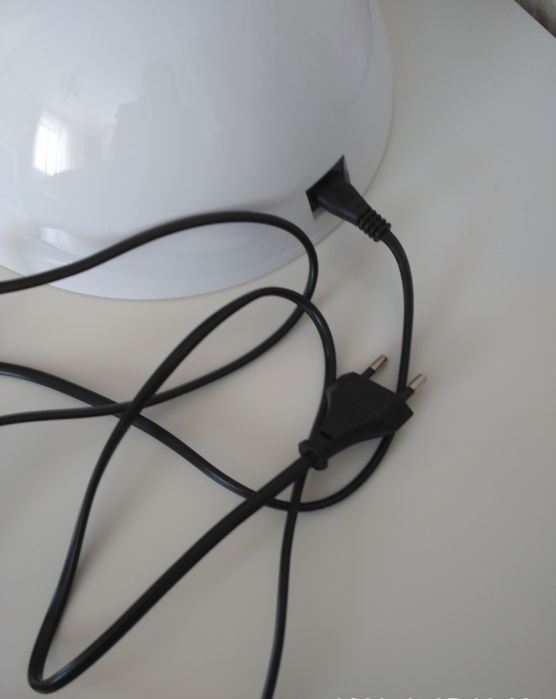 LED UV лампа для гель лака.