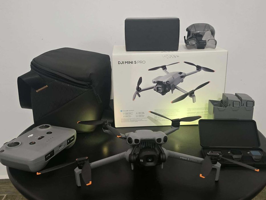 Drona DJI Mini 5 PRO Fly More Combo