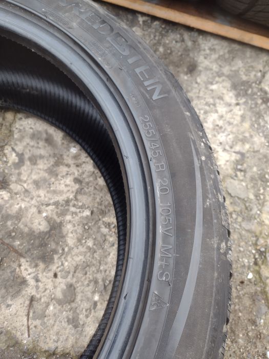 Перфектни 4бр.255/45/20 Vredestein dot4017