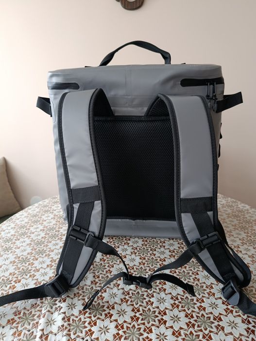 Хладилна чанта MARES