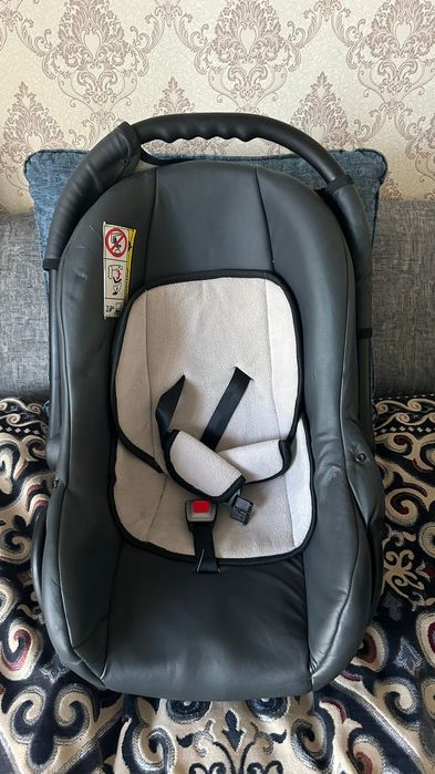 Продаю коляску 3-ку