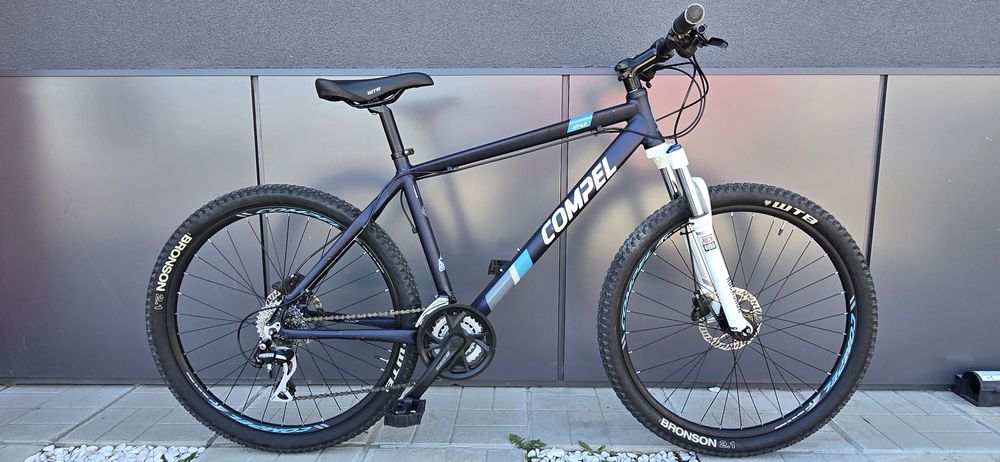 Хидравличен Conpel26  ц. 3х8 М размер. Оригинален.