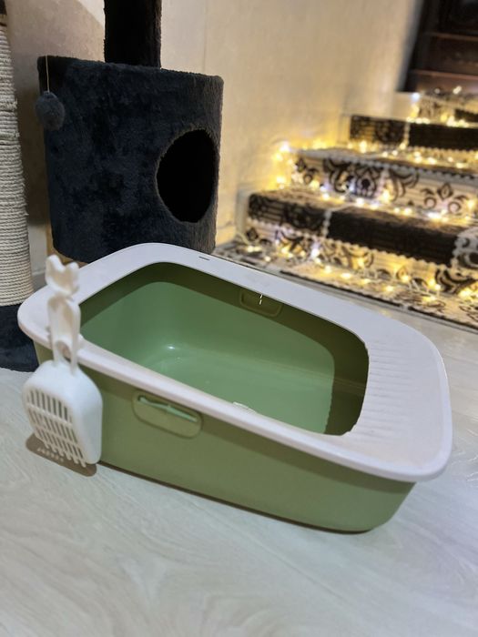 Продаётся кошачий лоток.