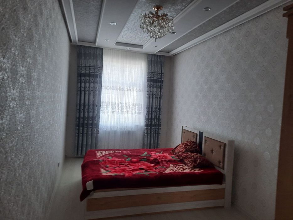 Нукус центрде квартира арендага бериледи