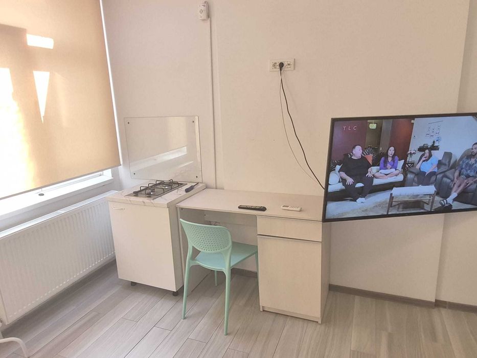 Studiouri+apartament complet utilate, str. Pescăruș-Faleză Nord, ideal studenți, centrale pe gaz, mobilier nou, wi-fi, bucătărie utilată, baie proprie