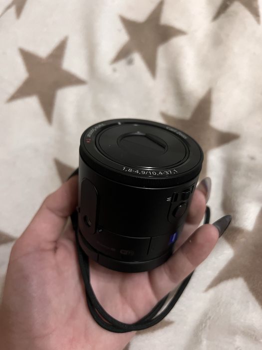 камера Sony DSC-QX100