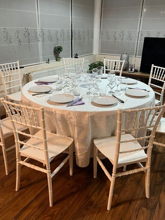 Cort evenimente,  mese, scaune,  Mureș