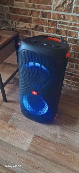 Продам JBL partybox 110