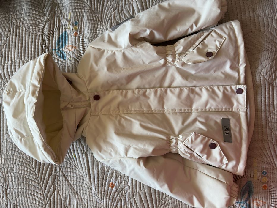 Демисезонный костюм 104р.