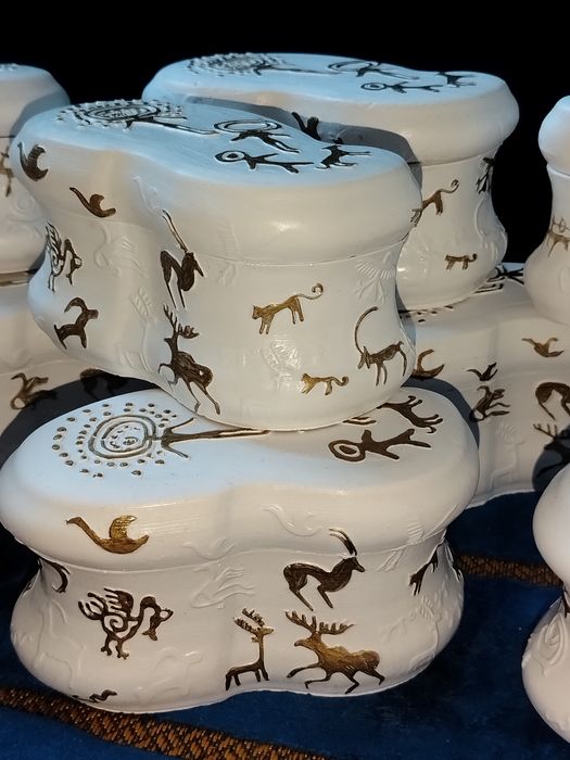 Тойтабақтар, тойбастар