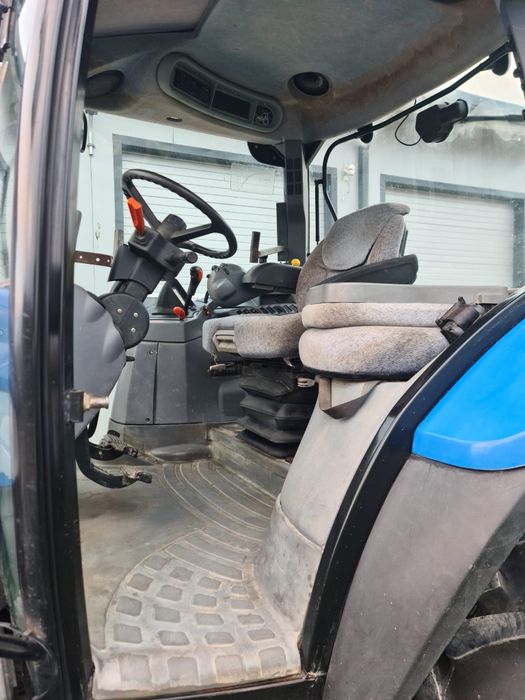 Tractor 4x4  New Hollland  ts100plus