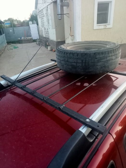 Продам  багажник