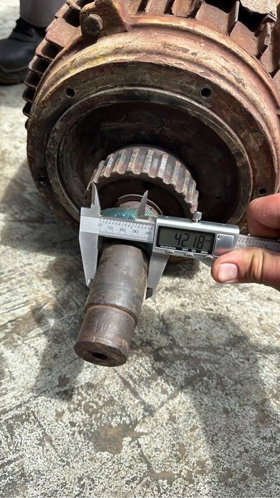 Atelier reparatii motoare electrice ( bobinaj)