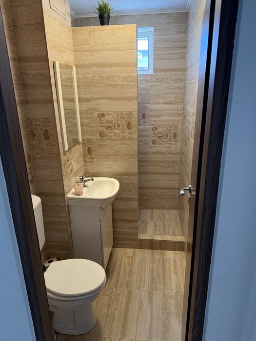 Apartament de închiriat 2 camere zona Cedonia