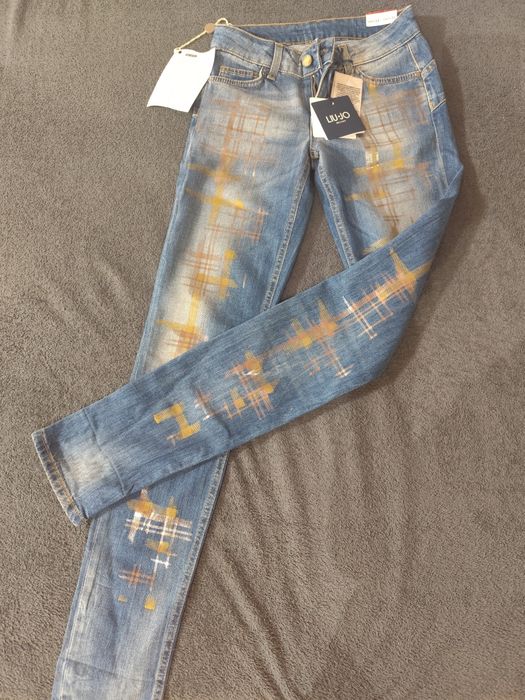 Нови дънки Liu Jo 32 размер