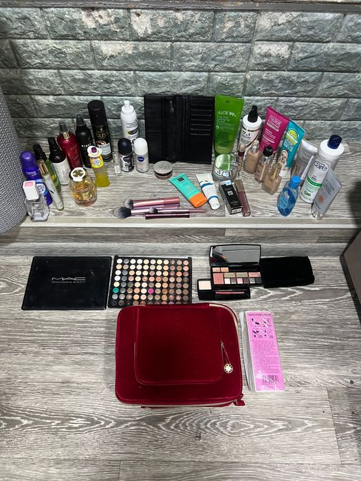 Косметика духи разное