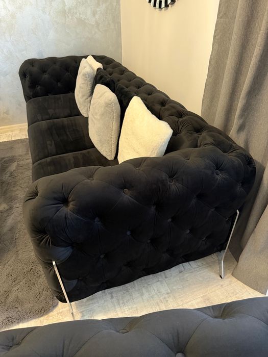 Canapea Chesterfield + fotoliu Chesterfield +suport picioare Chesterfield