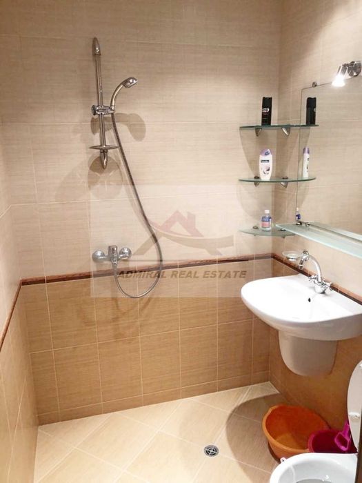 Дава се под наем Двустаен апартамент в Варна, Зимно кино Тракия - 74 кв.м за 614 € - Снимка #4