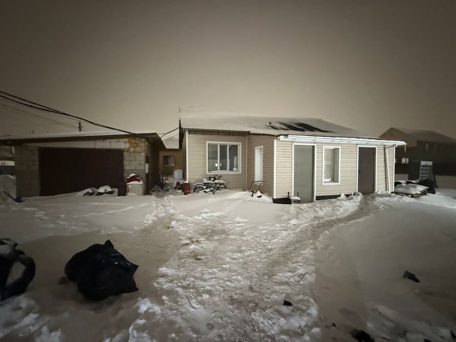 Продам частный дом с магазином