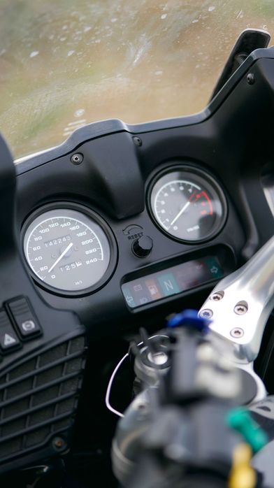 Motocicletă BMW R1100RT