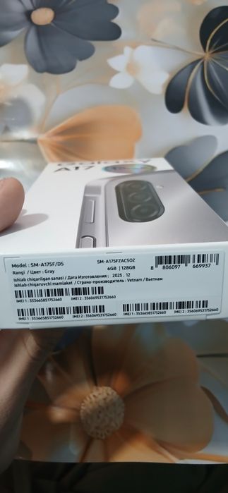 Samsung galaxy A17 mutlaqo yangi ochilmagan telfon 100%