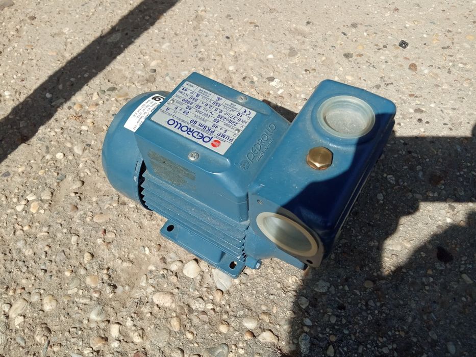 Водна помпа за чиста вода