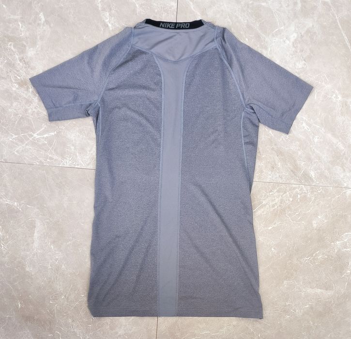 Nike Pro размер L